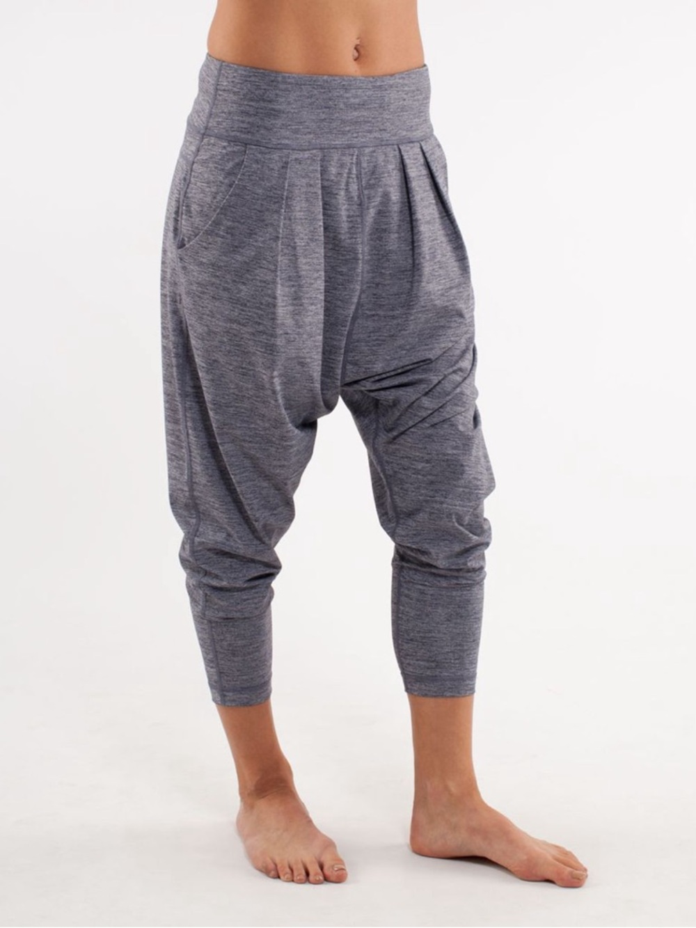 Lululemon Happy Hatha Cropped Pant Yoga Women Sz 8 Grey Silver Heather Athletic